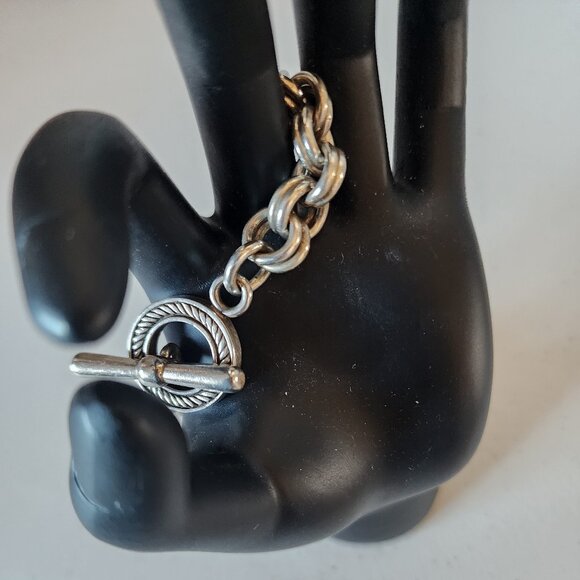 Saint Silver Cross Bracelet "EUC" - Picture 3 of 16